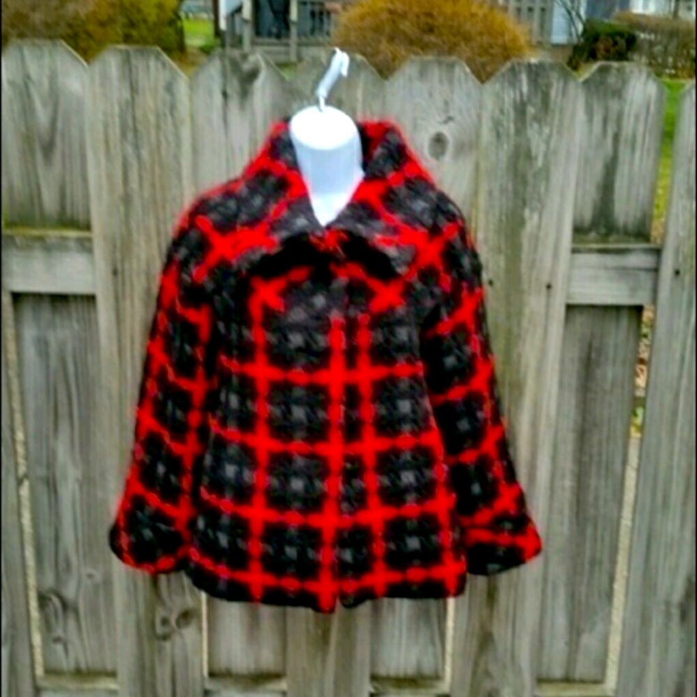 Zara plaid coat swing coat . Adorable